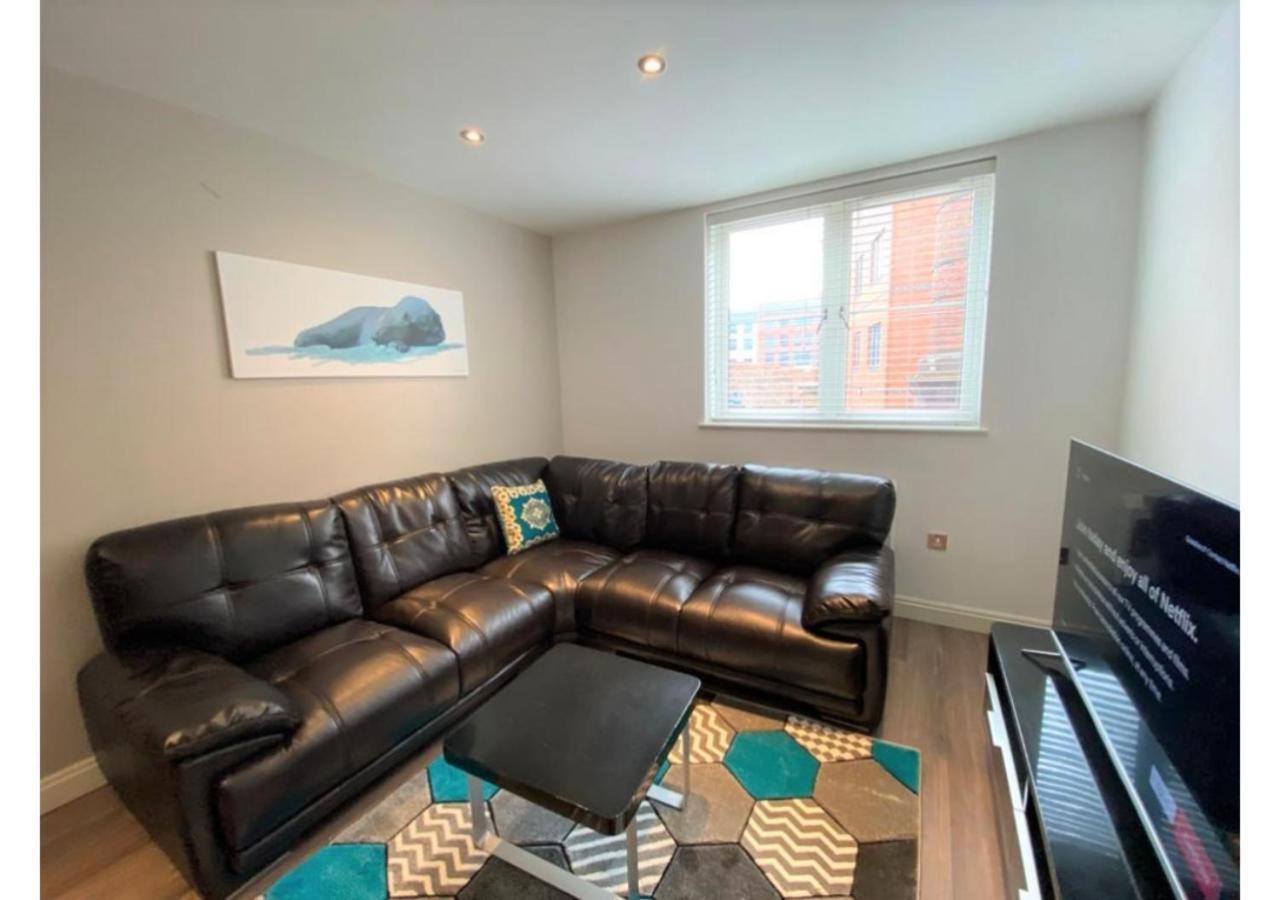 24-7 Secured City Centre Apartments With Free Underground Parking And Wifi Birmingham Exterior foto