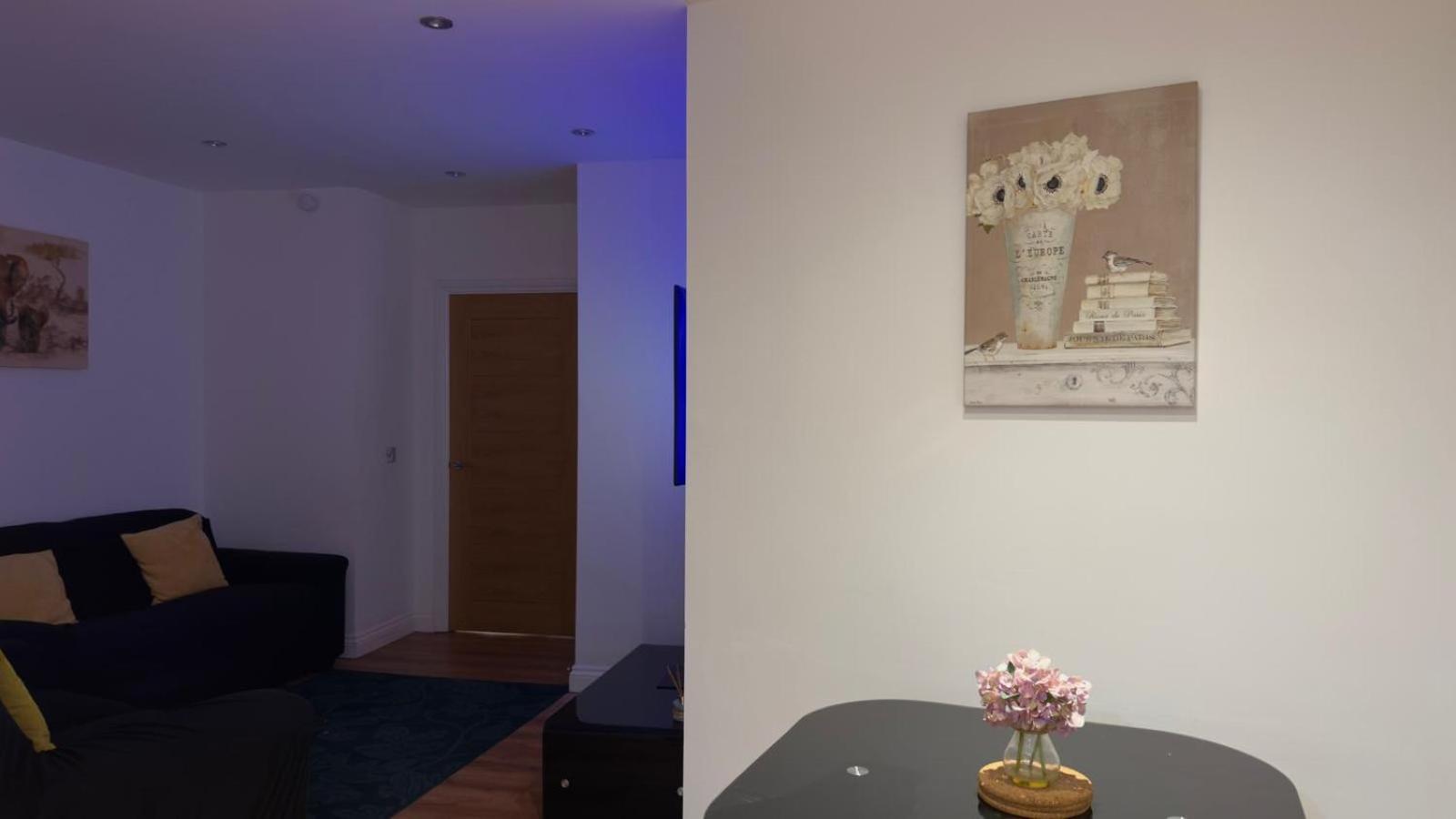 24-7 Secured City Centre Apartments With Free Underground Parking And Wifi Birmingham Exterior foto